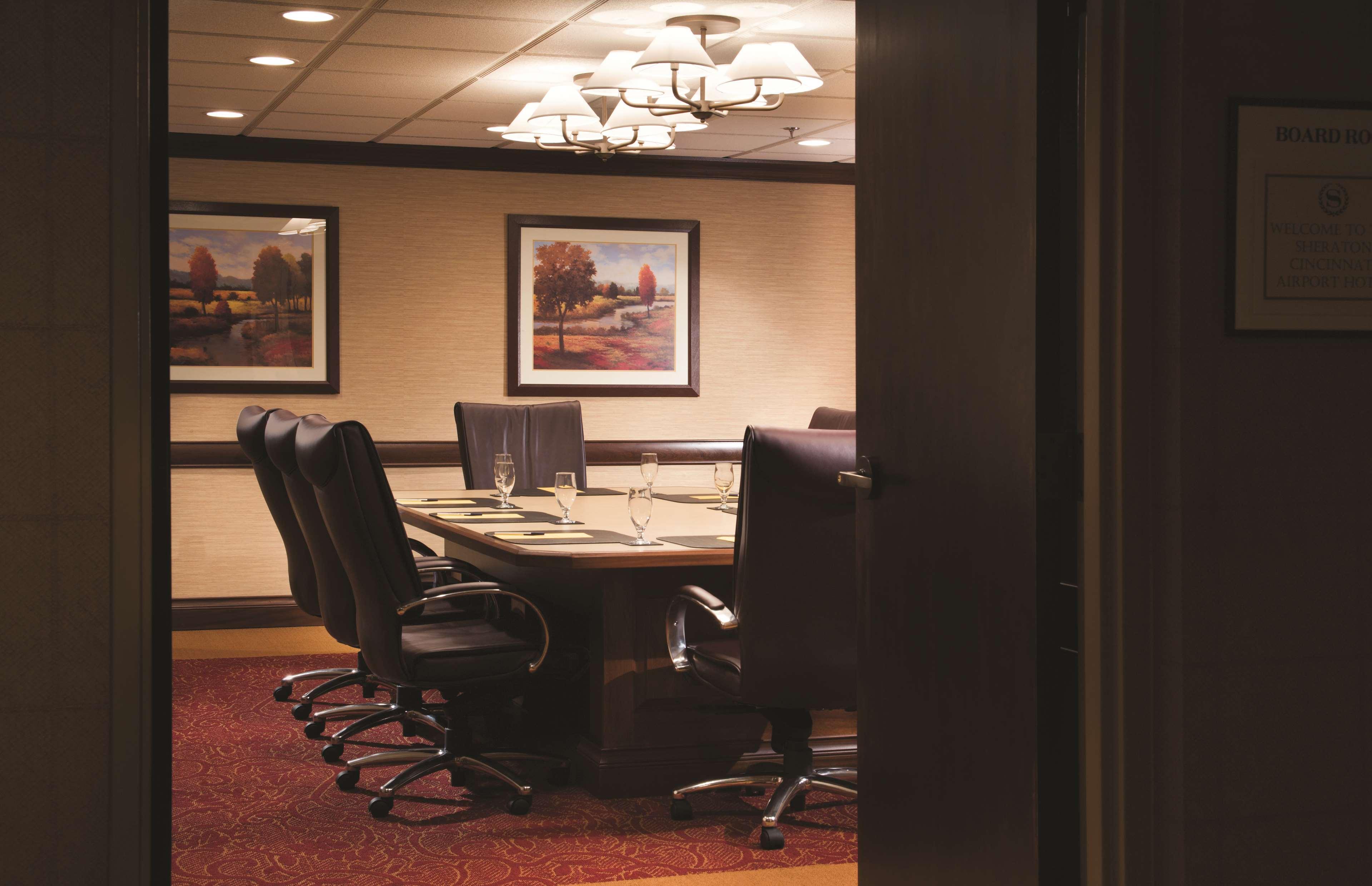 Doubletree By Hilton Cincinnati Airport Hebron Konforlar fotoğraf